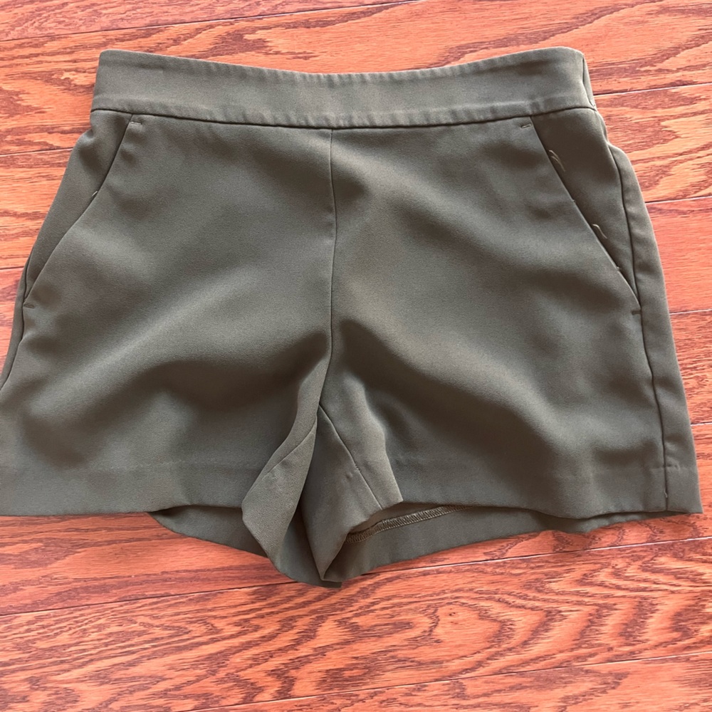 LOFT Dark Olive Women's Shorts